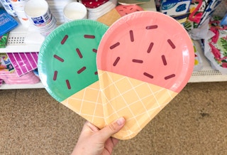 hand holding dollar tree ice cream plates