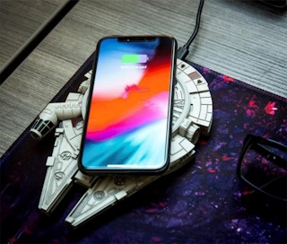 gamestop-star-wars-phone-charge