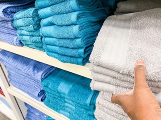 kohls the big one bath towel in store image 2021 ju 1622133995 1622133995 scaled