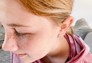 lulu rose free diamond earrings 1620662659 1620662659