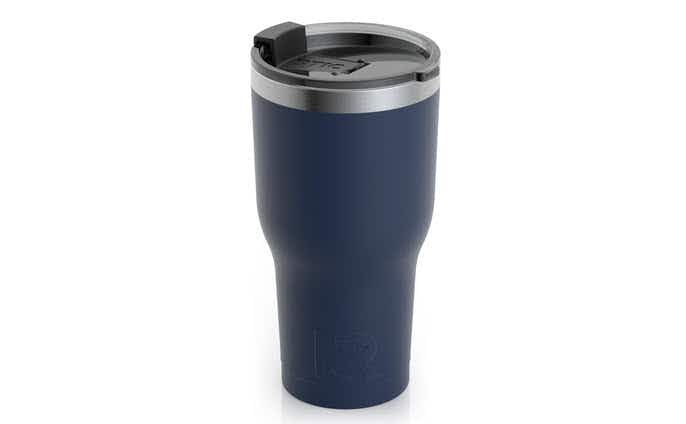 A tumbler cup with lid.
