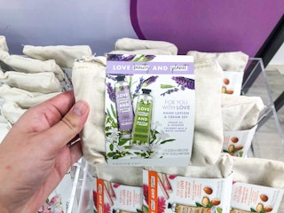 target love beauty planet gift set b 2021 1621088417 1621088417