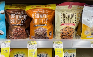 walgreens brownie brittle 2021 th 1 1621275439 1621275439