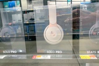 walmart beats solo pro over ear headphones 2021a 1622398127 1622398127