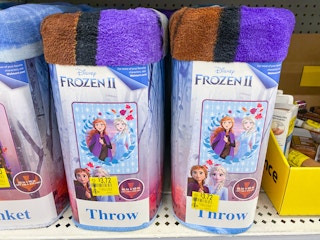 walmart frozen throw blanket 2021 1620318247 1620318247