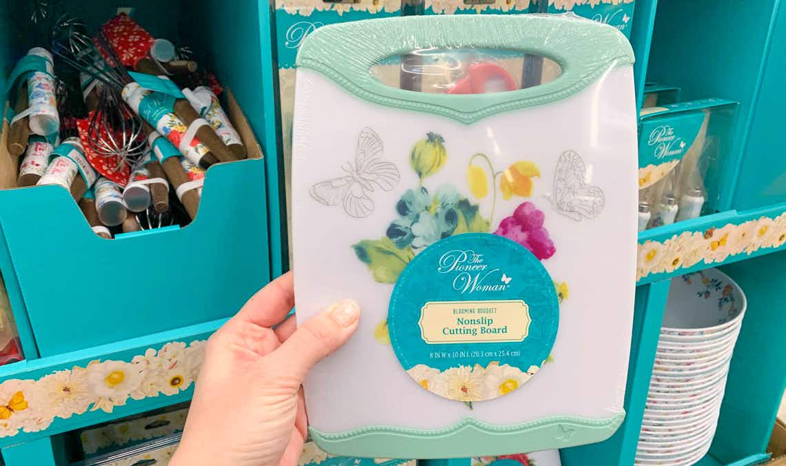 walmart-the-pioneer-woman-plastic-cutting-board-2021