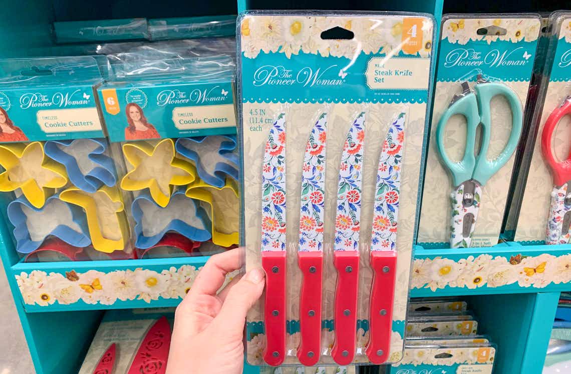 walmart-the-pioneer-woman-steak-knives-2021
