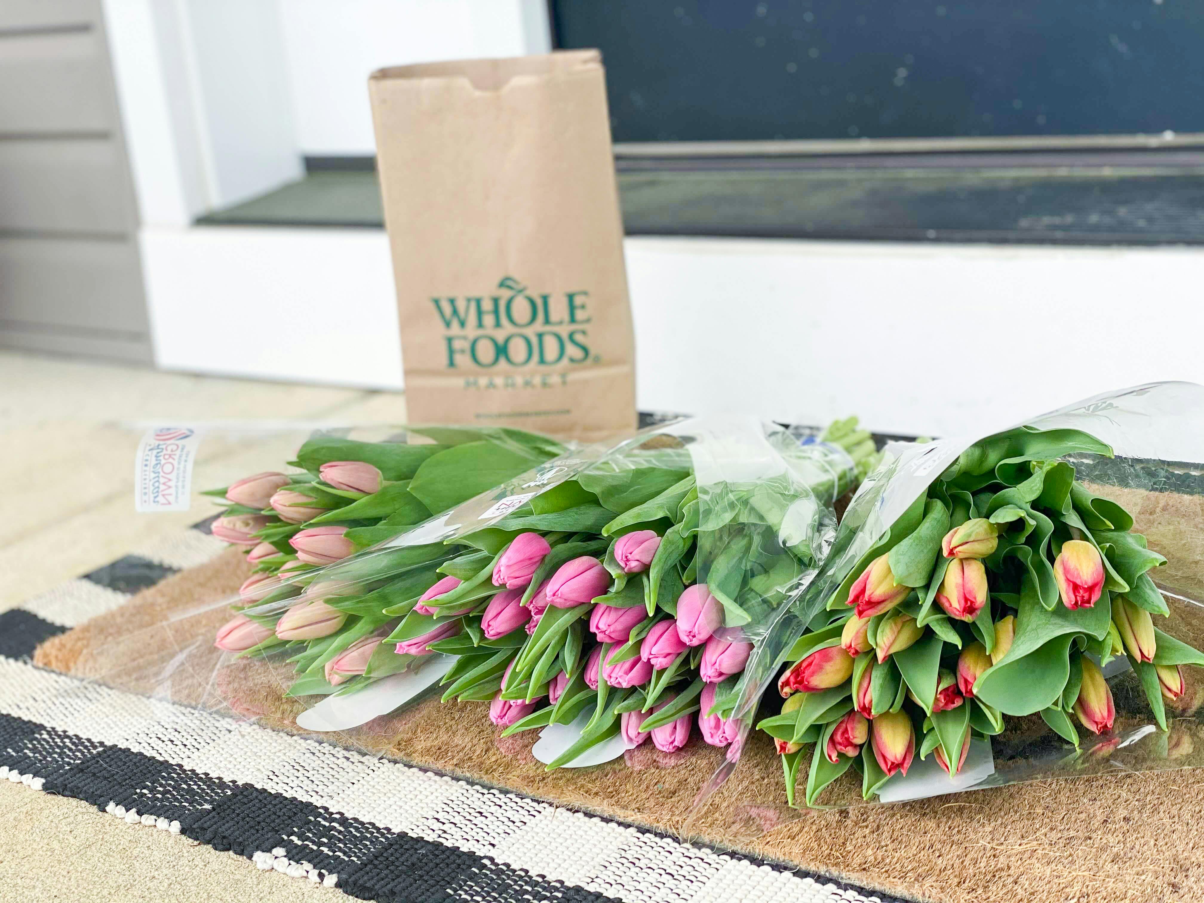 whole-foods-flower-delivery-tulips-03