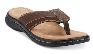 dockers-sandals-1