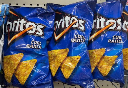 2 Doritos