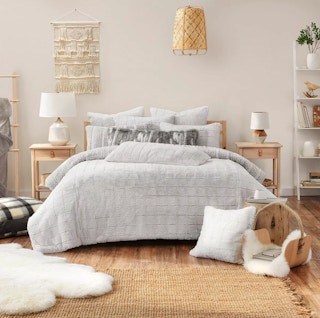 kohls Koolaburra By UGG Tuva Faux Fur Comforter Set with Shams stock image 2021