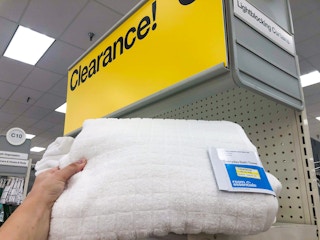 target room essentials bath towel a 2021 1623257414 1623257414