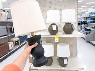 target treshold table lamps a 2021 1623258465 1623258465