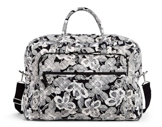 vera-bradley-duffle-1