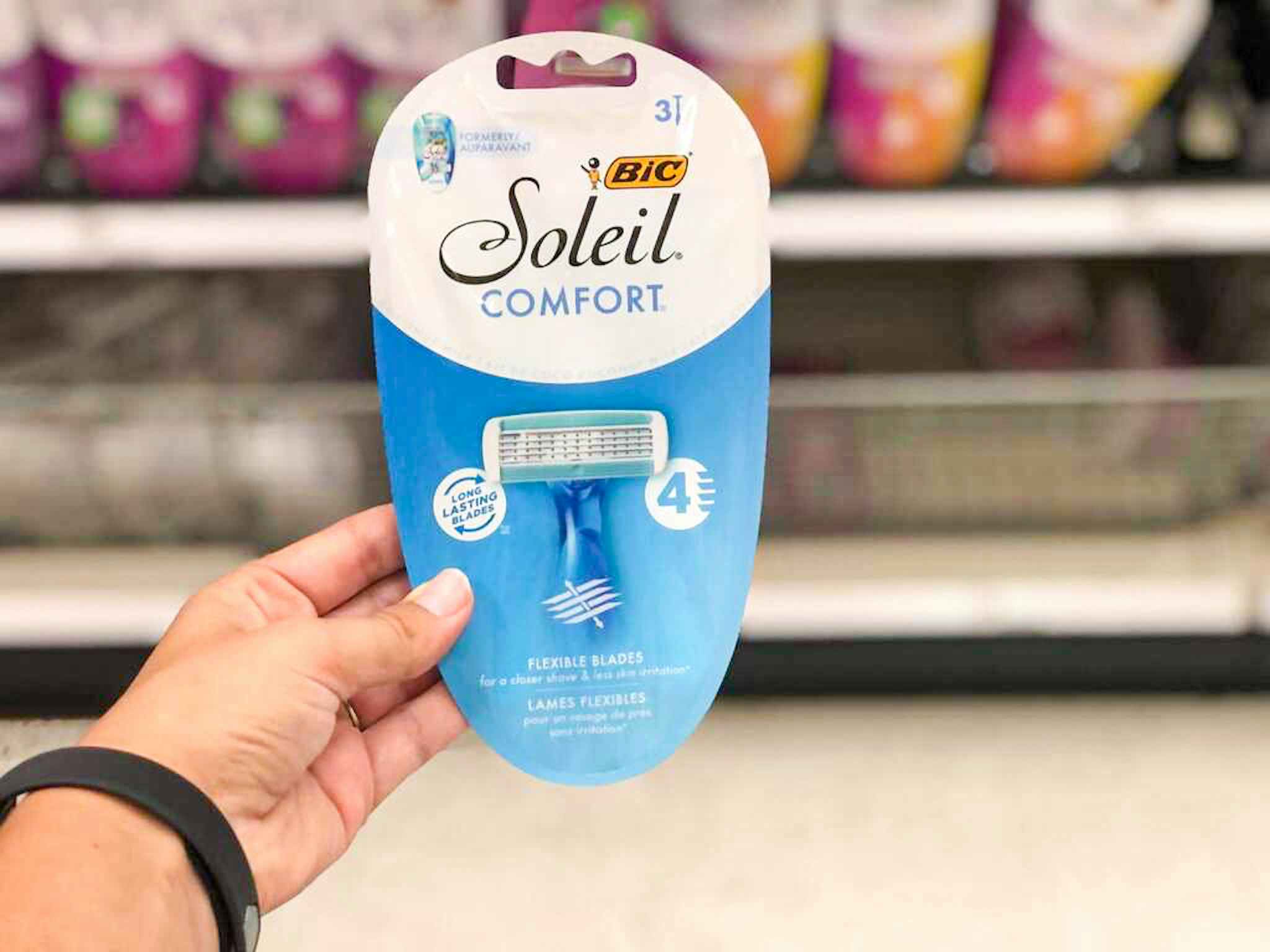 hand holding bic razors at target