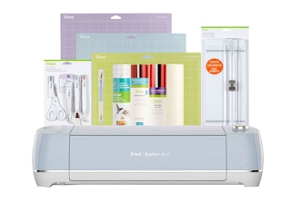 cricut-explore-2-essentials-bundle-blue