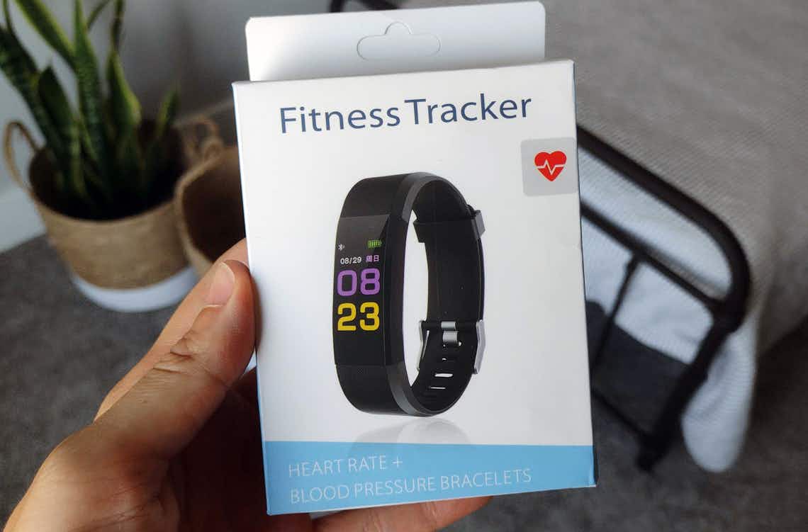 free-fitness-tracker-just-pay-shipping-071221l