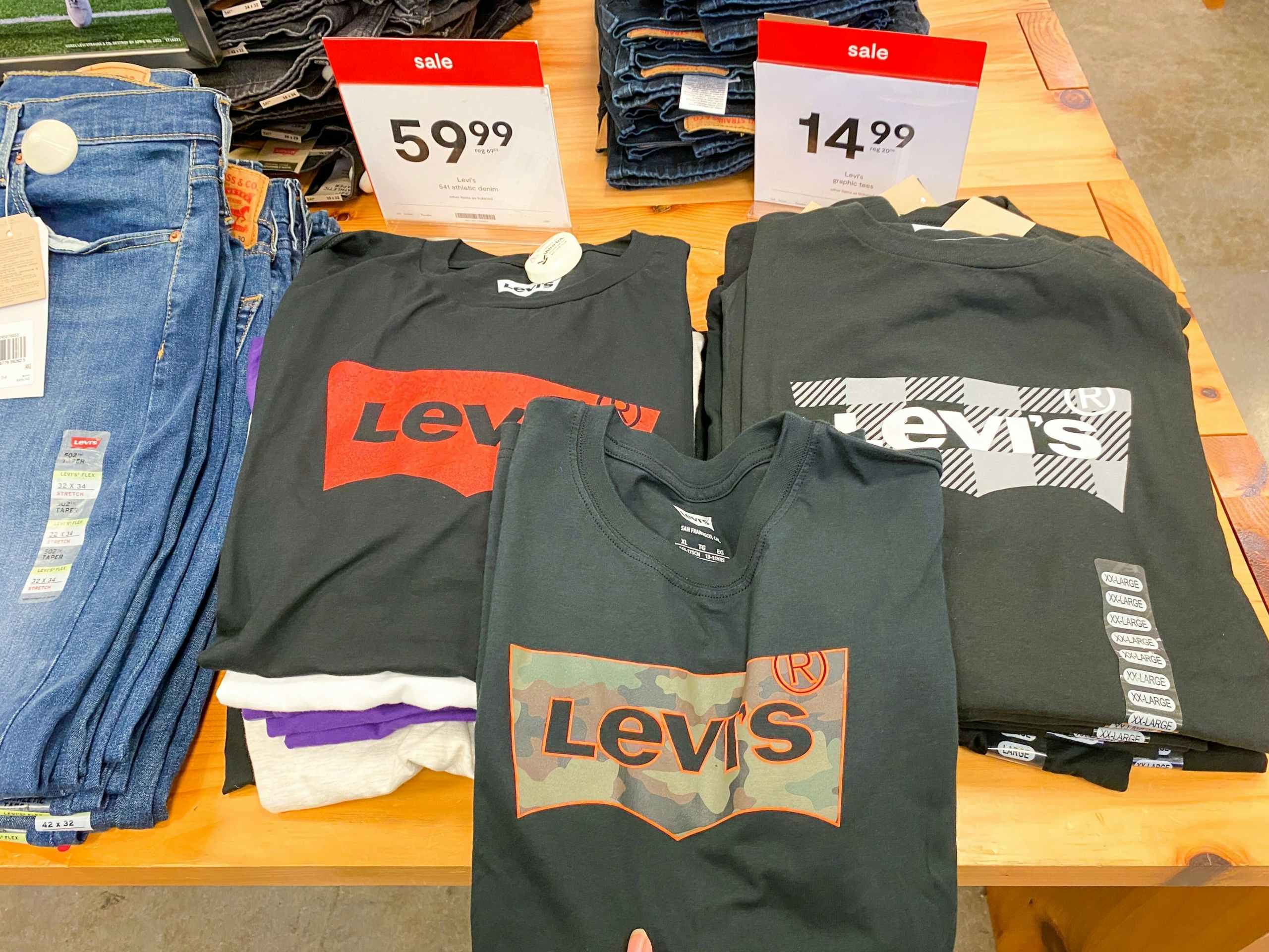 Men's Levi's T-Shirts