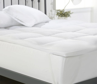linens-hutch-mattress-topper-2