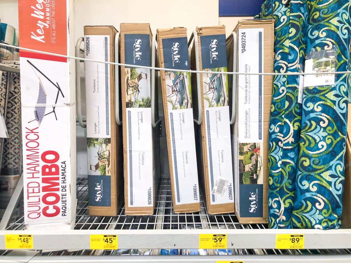 style selections zero gravity chair in boxes on lowe's shelf