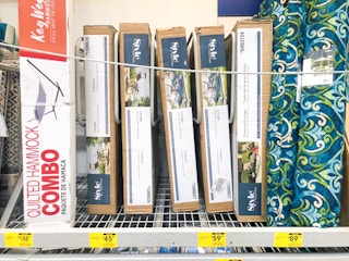 style selections zero gravity chair in boxes on lowe's shelf