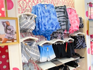 PINK Apparel Display