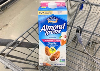 carton of blue diamond almond breeze almondmilk in walmart cart