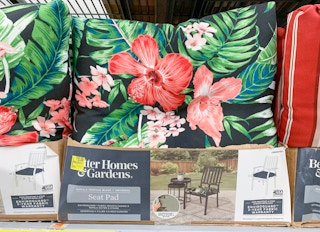 better homes and gardens outdoor seat cushion on clearance