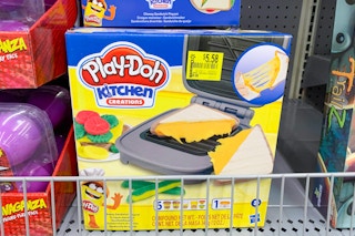 play-doh kitchen creations cheesy sandwich playset on shelf with clearance tag