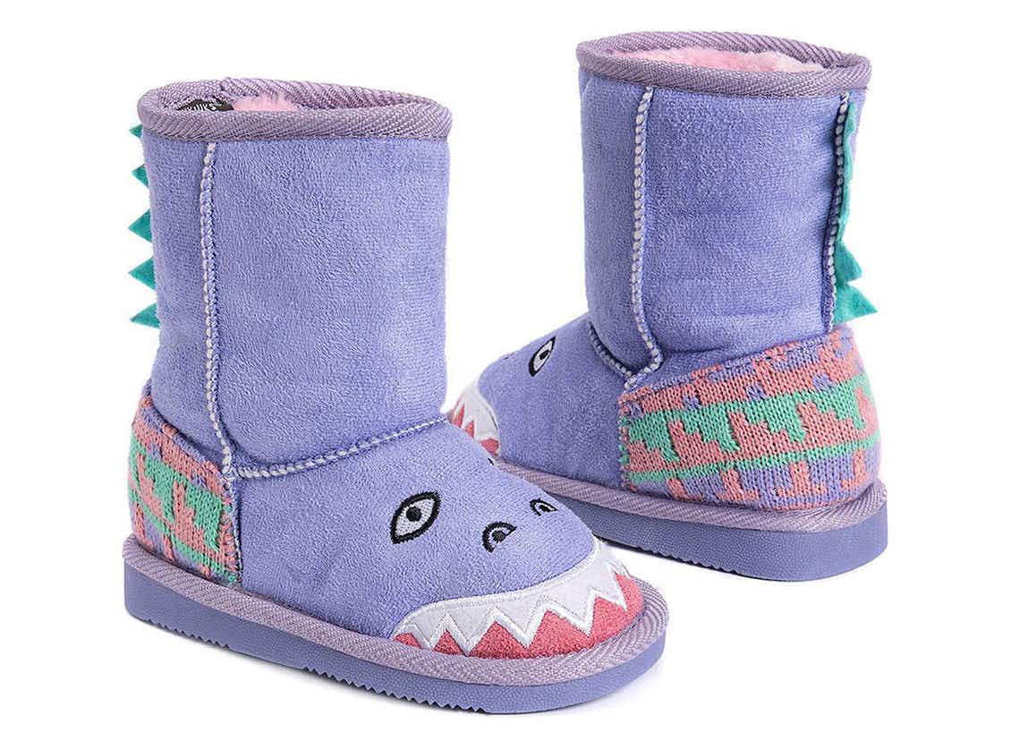 zulily-muk-luks-july-boots-kid-2