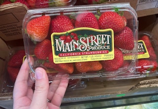 aldi strawberries 2021 th 1 1628092719 1628092719