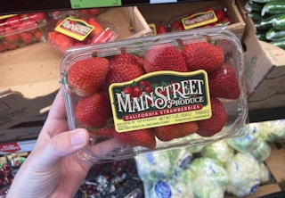 aldi strawberries 2021 th 2 1628093703 1628093703