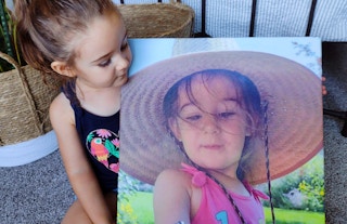 canvas-people-16-20-canvas-print-olivia-083021-d