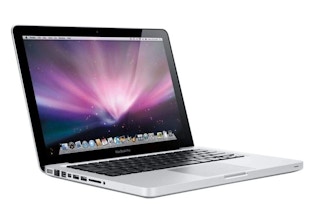 daily-sale-apple-macbook-august-2021-2