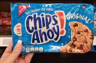 kroger nabisco chips ahoy cookies 2021 sv 1628686152 1628686152