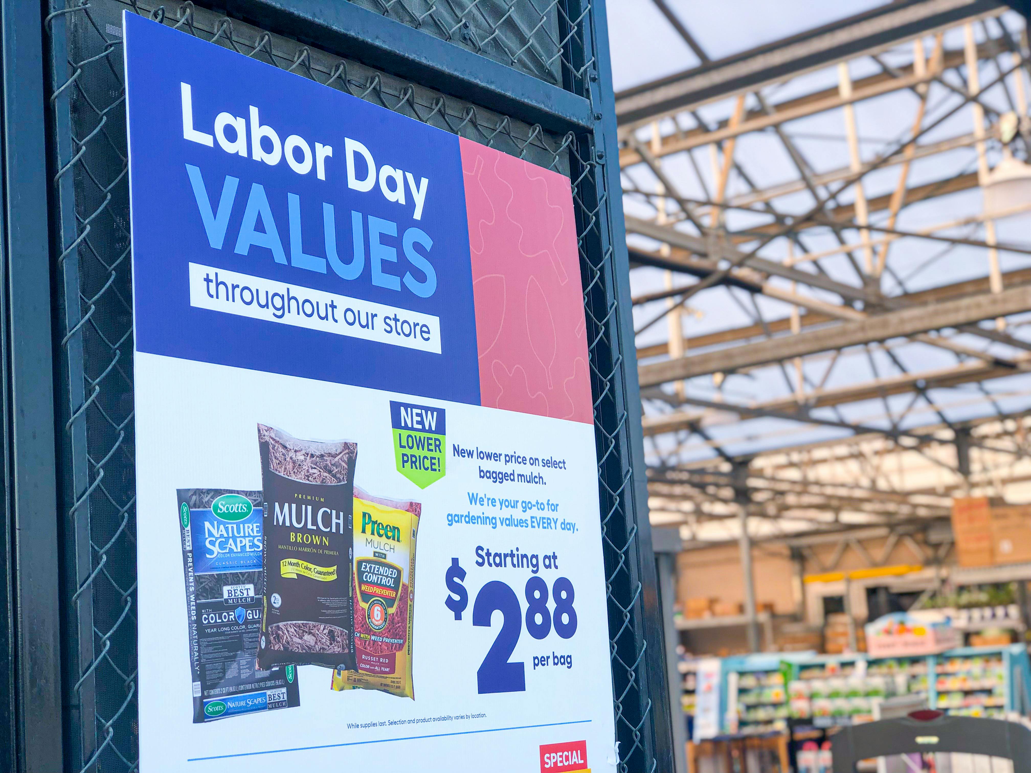 Lowe's Labor Day sign