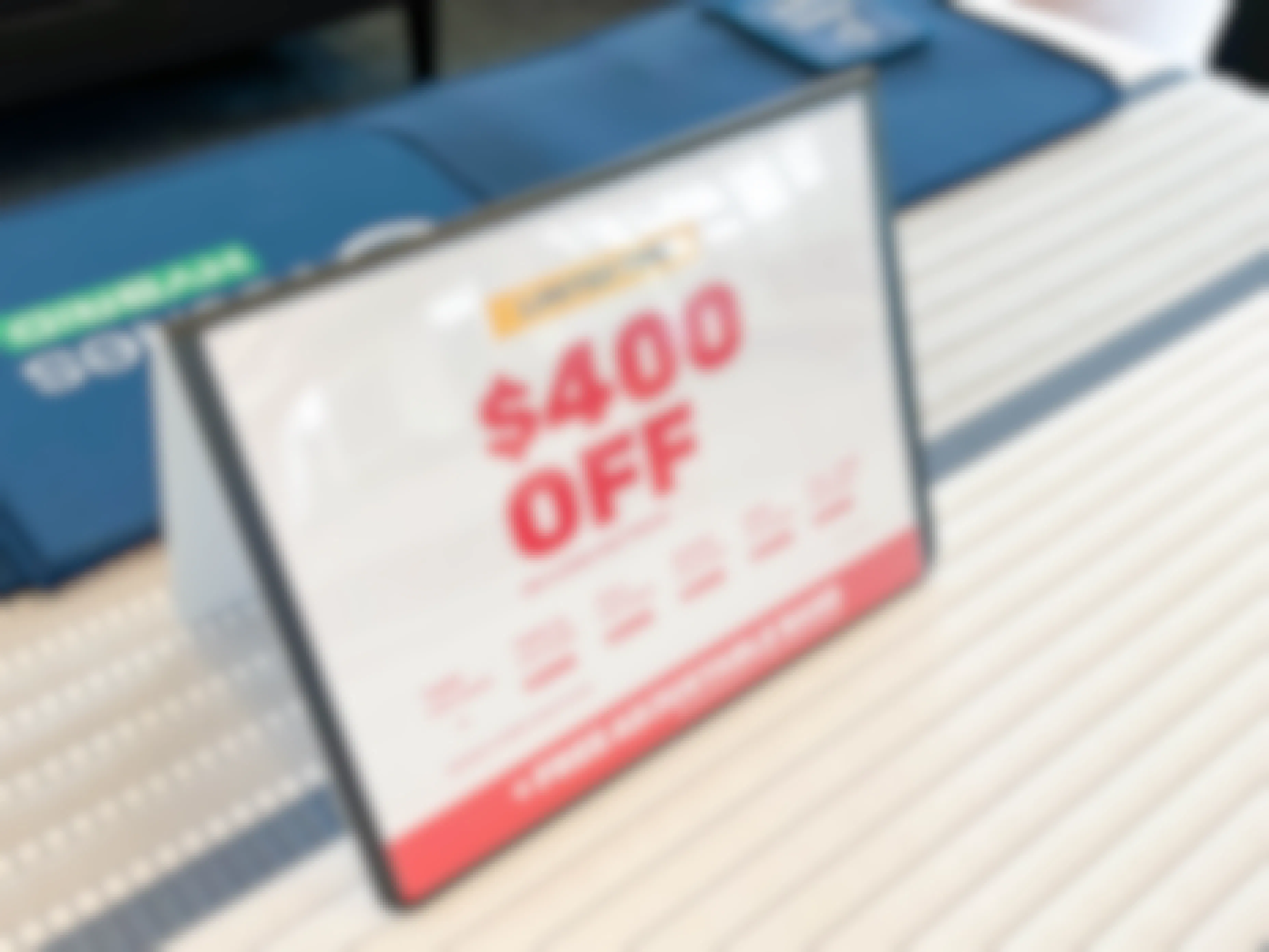 The Best Time to Buy a Mattress to Pay the Lowest Possible Price