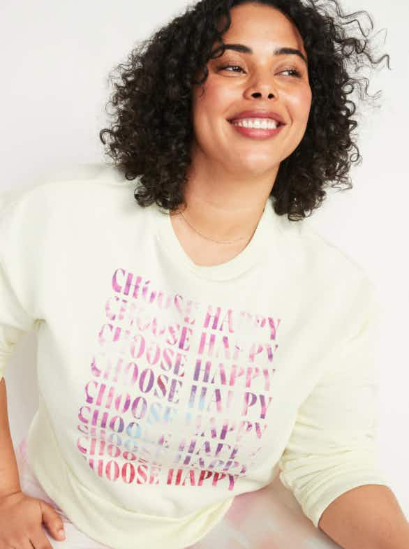 old navy Loose Graphic Cropped Plus-Size Crew-Neck Sweatshirt stock image 2021