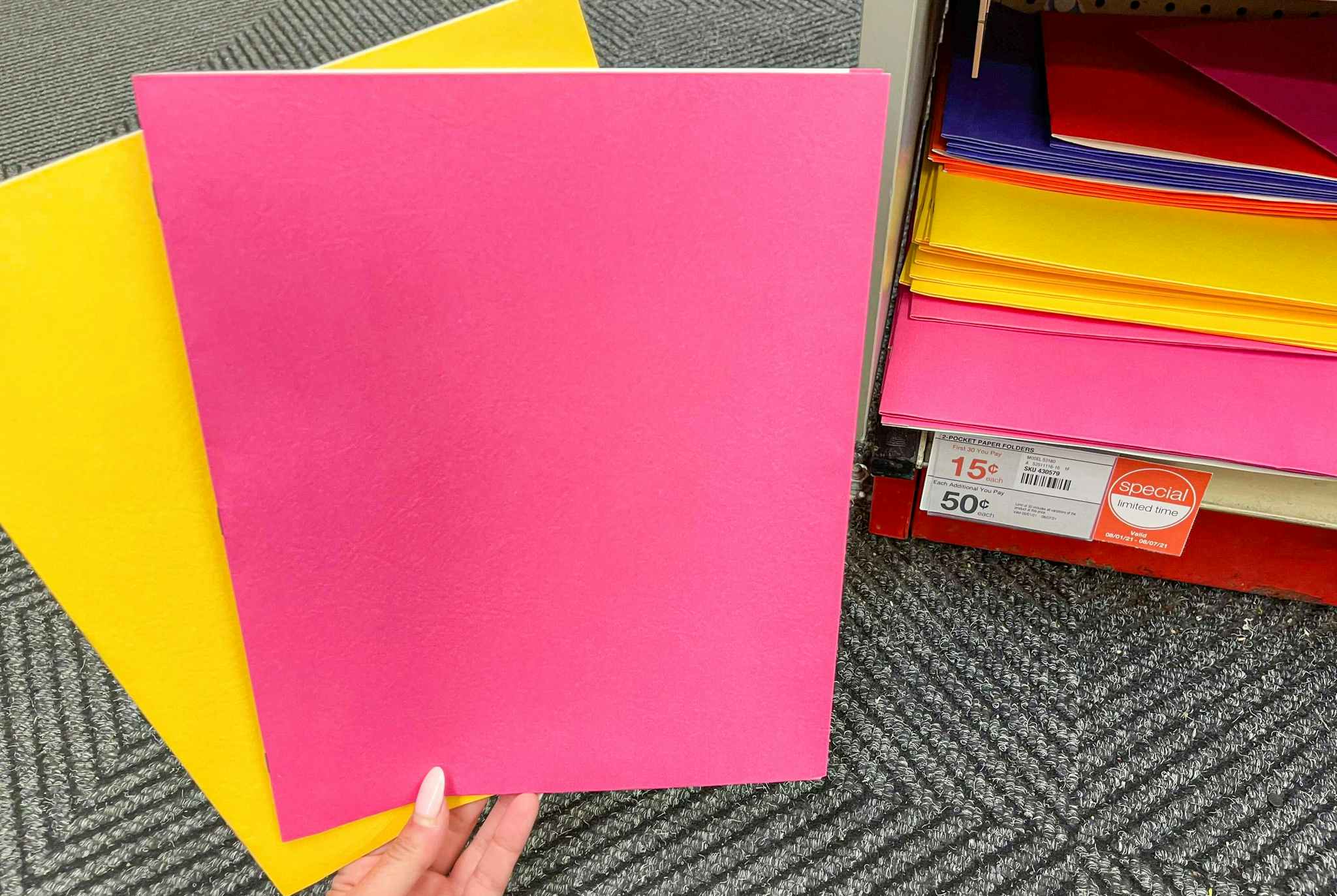 staples-folders-2021