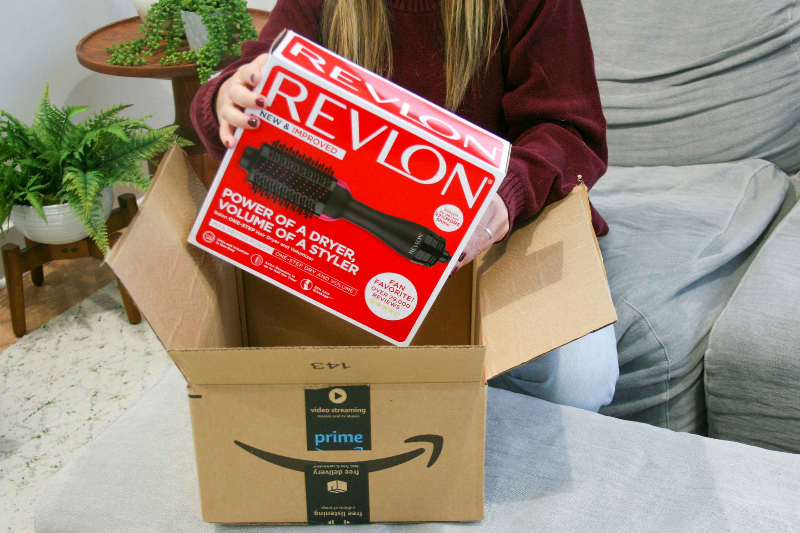 revlon dryer brush being removed from amazon box