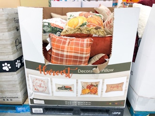 costco fall harvest pillows 2021 rs 04 1631054196 1631054196