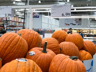 costco jumbo pumpkins 092221 1632360810 1632360810