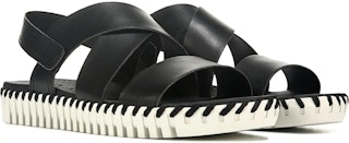 famous-footwear-skechers-womens-sandals-092121