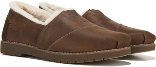 famous-footwear-skechers-womens-slip-on-092121