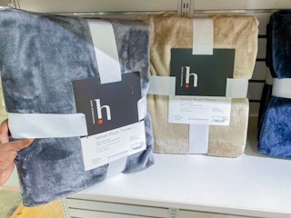 throw blankets on shelf