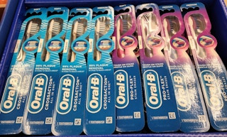 kroger oral b toothbrushes 2021 sv 1631124546 1631124546
