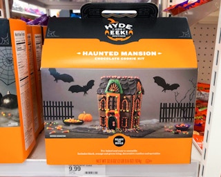 target-hyde-and-eek-halloween-haunted-manor-cookie-kit-2021
