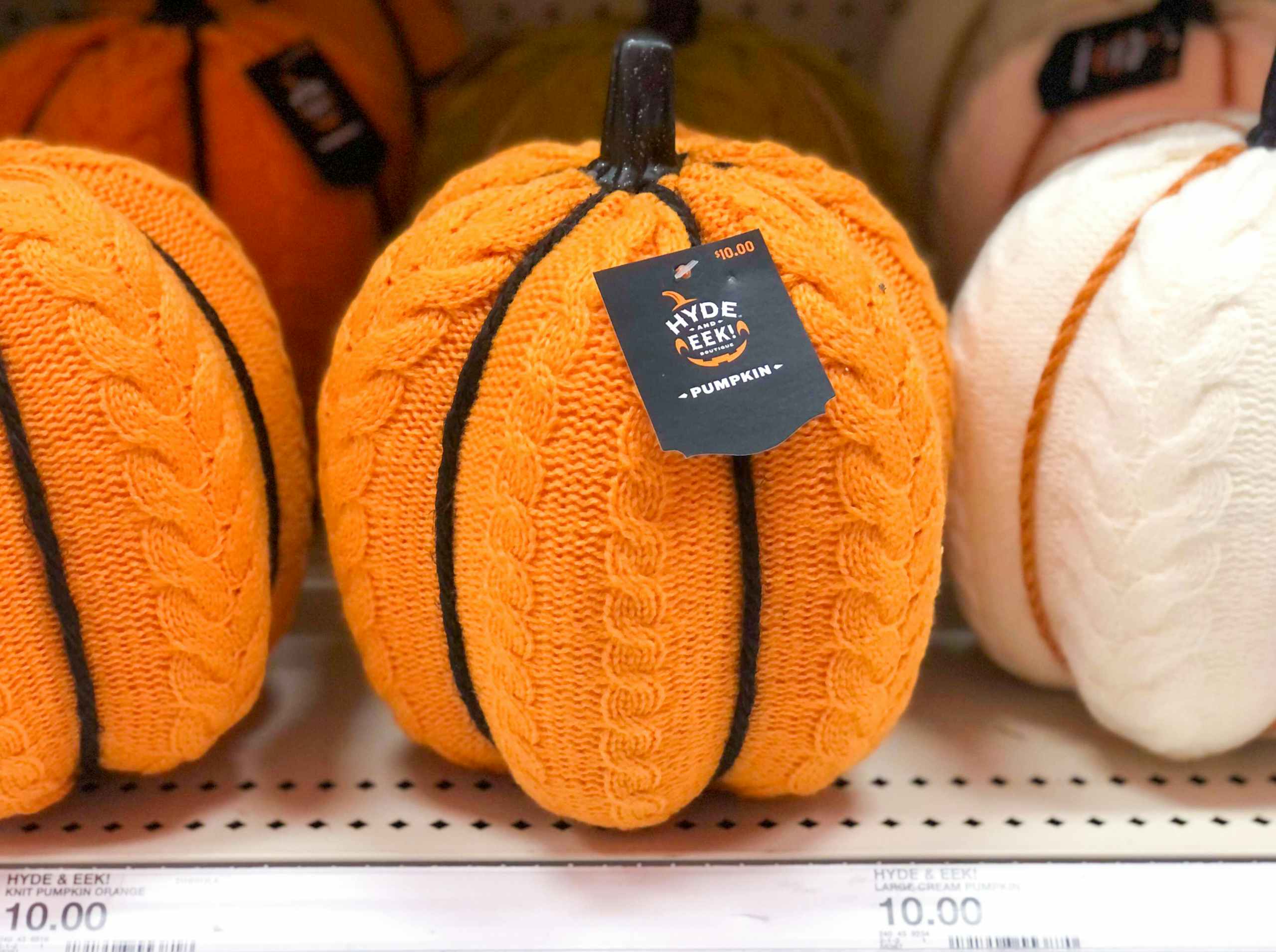 target-hyde-and-eek-orange-cable-knit-pumpkin-2021