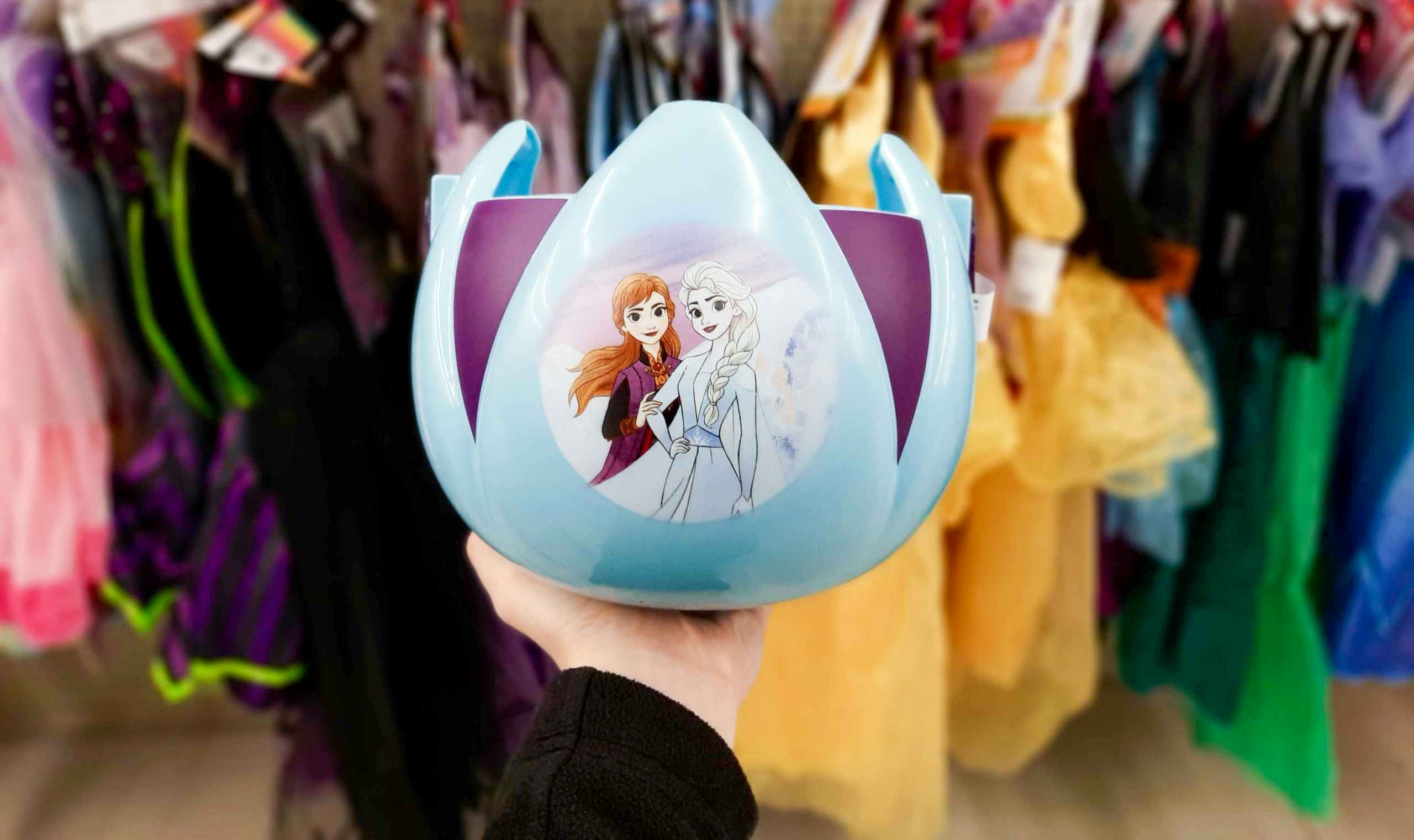walmart-disney-frozen-halloween-bucket-2021