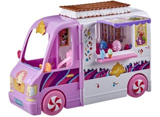 walmart disney princess sweet treats food truck 2021a 1631635417 1631635417